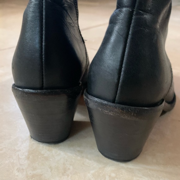 Allsaints black leather zipper ankle boots size 8 - Picture 4 of 9